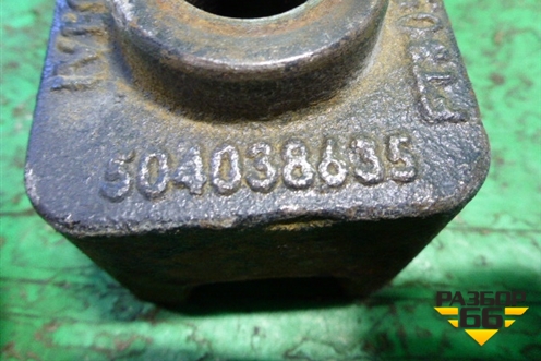 Опора амортизатора кабины нижняя (504038635) для Iveco  Stralis с 2007г