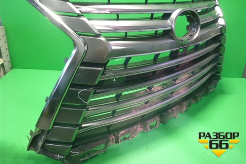Решетка радиатора (5311260230) для Lexus LX-570 с 2015г (ЛХ)