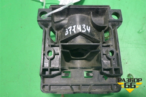 Кронштейн зеркала правого  (Нижний) для Renault  TRUCK Premium 2 с 2005-2013г