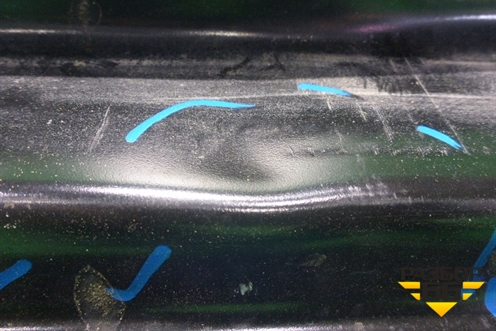 Усилитель заднего бампера (7P0807309A) для Volkswagen Touareg с 2010-2018г (Туарег)