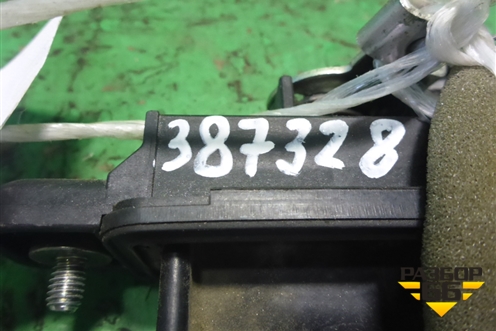 Ручка наружная двери багажника (BP4K62410A) для Mazda Mazda 3 (BK) с 2003-2009г 