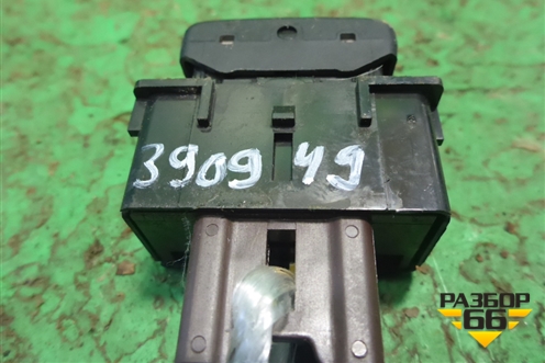 Кнопка обогрева сидений (правая) для Nissan Murano (Z50) с 2002-2008г