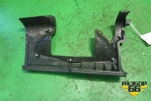 Накладка внутренняя (над коленями водителя) (68210CA000) для Nissan Murano (Z50) с 2002-2008г