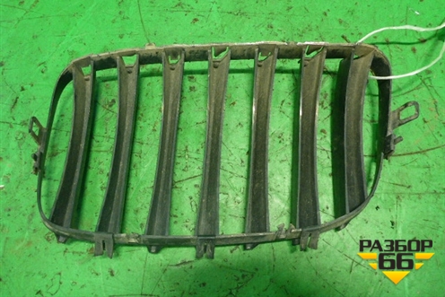 Решетка радиатора правая (без хрома) (51317157688) для BMW X6 E71 с 2008-2014г