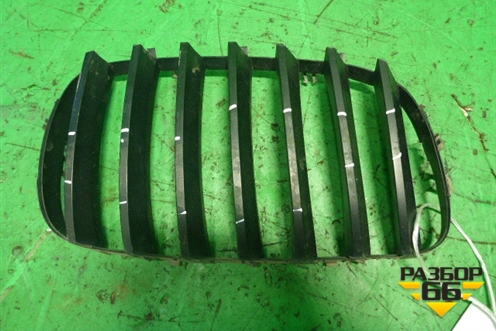 Решетка радиатора правая (без хрома) (51317157688) для BMW X6 E71 с 2008-2014г