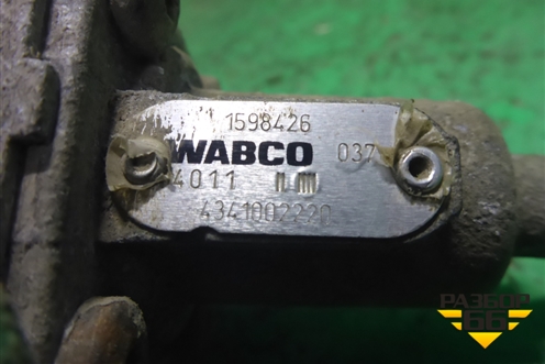 Клапан пневматический (1598426) для Volvo  TRUCK FM с 2001-2013г