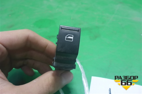 Кнопка стеклоподъёмника (передняя) (7L6959855G) для Seat Ibiza с 2008-2017г