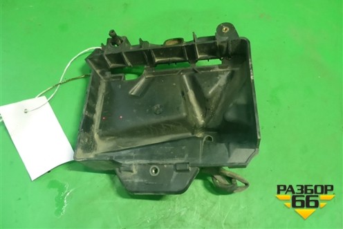 Площадка под аккумулятор (6R0915331) для Seat Ibiza с 2008-2017г