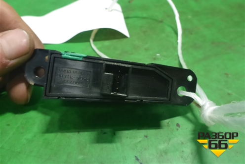 Кнопка центрального замка (96936168) для Chevrolet Cruze c 2009-2015г