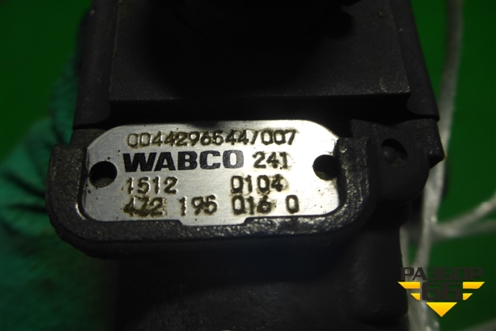 Кран ABS (0044296544) для Mercedes Benz  TRUCK Axor 2 с 2004г