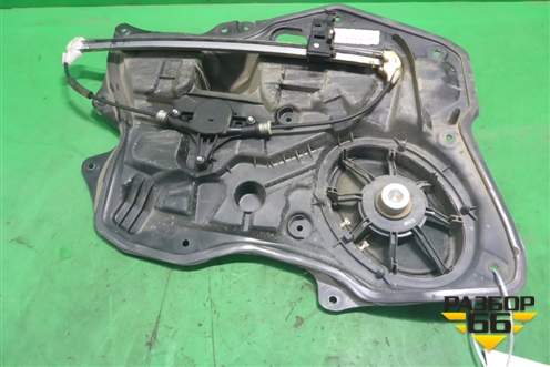 Стеклоподъёмник электрический задний левый (седан) (BBM47397XB) для Mazda Mazda 3 (BL) с 2009-2013г