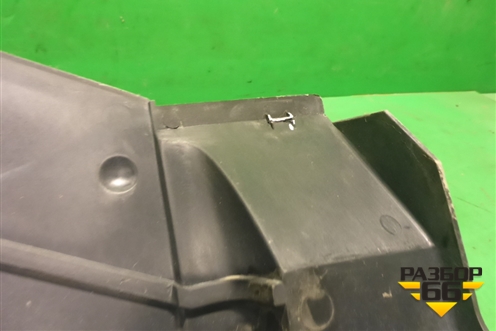 Накладка декоративная на двигатель (5.0л M113) (A1130101367) для Mercedes Benz CLS C219 с 2004-2010г