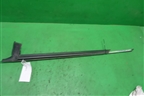 Накладка стекла переднего правого (A2197250665) для Mercedes Benz CLS C219 с 2004-2010г