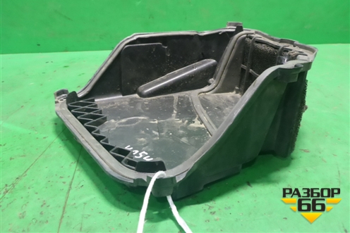 Крышка салонного фильтра (64119216222) для BMW 7 серия F01/F02 с 2008г