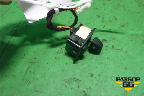 Переключатель рулевой колонки (61319188878) для BMW 7 серия F01/F02 с 2008г