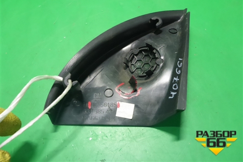 Накладка двери передней левой уголок (13156185) для Opel Astra H с 2004-2015г