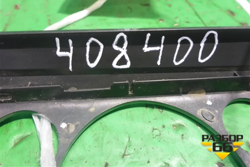 Накладка на торпедо (левая) (13124864) для Opel Astra H с 2004-2015г