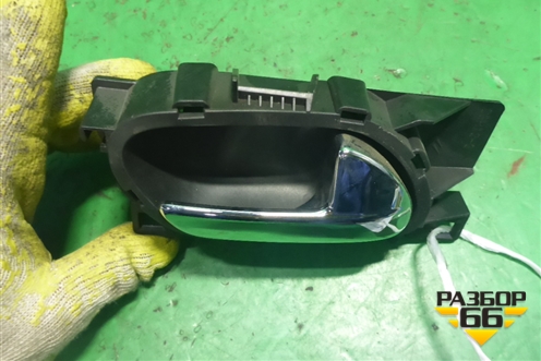 Ручка внутренняя двери передней правой (9685950277 ) для Peugeot 408 с 2012г