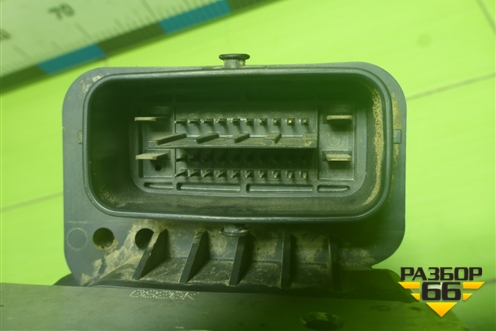 Блок ABS (4451012391) ( 13511023011) для Toyota Corolla (E15) с 2006-2013г (Королла 150)