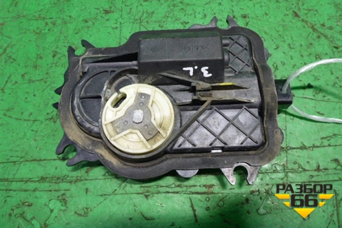 Доводчик замка двери (задней левой) (3D0837059B) для Volkswagen Phaeton с 2002-2014г