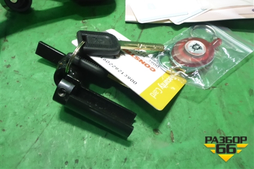 Замок противоугонный КПП (МКПП новый Construct 1694/A) для Ford Kuga с 2012г
