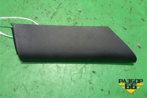 Накладка двери передней правой уголок для Mazda CX 7 с 2006-2012г