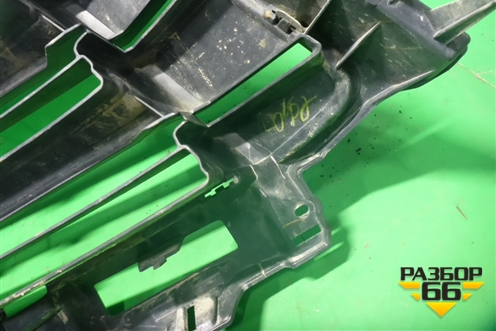 Решетка радиатора (5311260230) для Lexus LX-570 с 2015г (ЛХ)