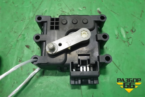 Моторчик заслонки отопителя для Mazda CX 7 с 2006-2012г