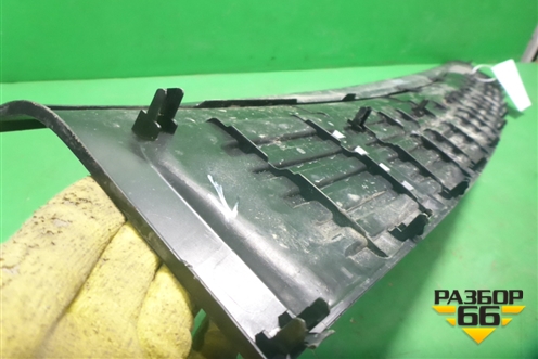Накладка заднего бампера (до 2012г) (5216260040) для Toyota Land Cruiser (200) с 2008г (Ленд Крузер)