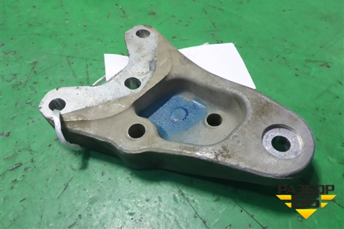 Кронштейн двигателя правый ( 1.2л CGP) (6Q0199185S) для Seat Ibiza с 2008-2017г