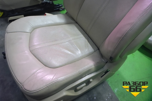 Сиденья комплект (AIR BAG подогрев электропривод) для Cadillac CTS с 2008-2013г (ЦТС)