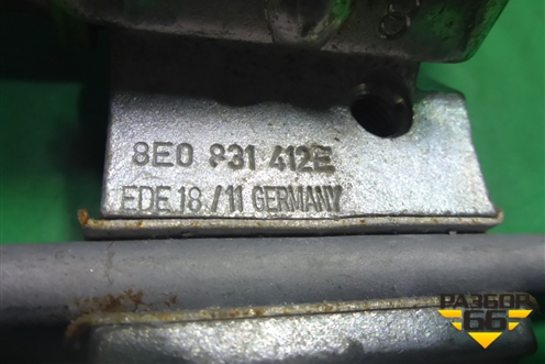 Петля двери передней правой нижняя (новая) (8E0831412E) для Audi A6 (C6) с 2004-2011г