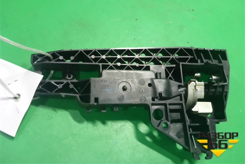Кронштейн ручки наружной (правой) (4H0837886) для Audi A6 (C7) с 2011-2018г