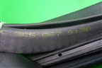 Уплотнитель двери (задней левой на кузов,седан) (3C5867913B) для Volkswagen Passat (B6) с 2005-2010г