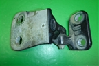 Петля двери передней левой нижняя для Land Rover Discovery 3 с 2004-2009г