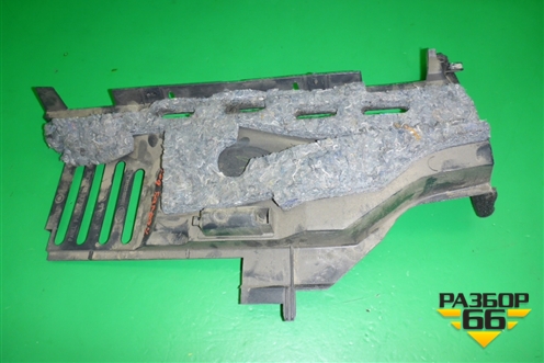 Накладка на торпедо (правая под бардачком) (FBS500102) для Land Rover Discovery 3 с 2004-2009г