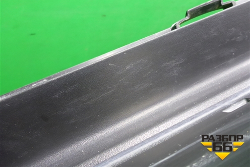 Накладка подножки правой (внутренняя часть) (5177960120) для Toyota Land Cruiser (200) с 2008г (Ленд Крузер)