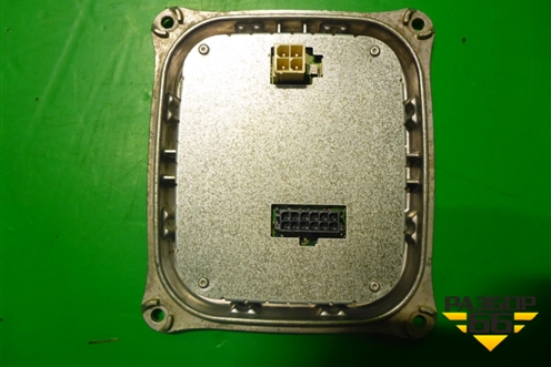 Блок электронный (управления ходовыми огнями) (1307329246) для Land Rover Range Rover 3 с 2002-2012г (Вог)