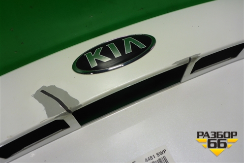 Накладка крышки багажника (87371J5000) для Kia Stinger с 2017г (Стингер)