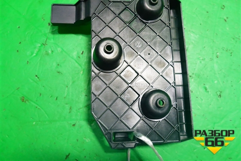 Кронштейн (электронного блока) (7L6035317) для Volkswagen Touareg c 2002-2010г (Туарег)