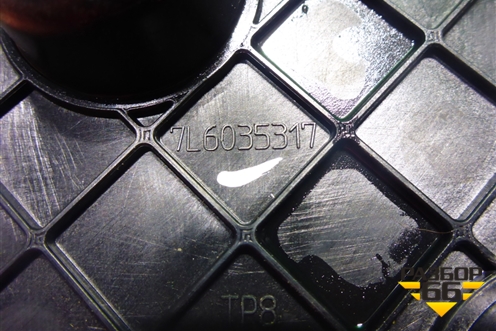 Кронштейн (электронного блока) (7L6035317) для Volkswagen Touareg c 2002-2010г (Туарег)