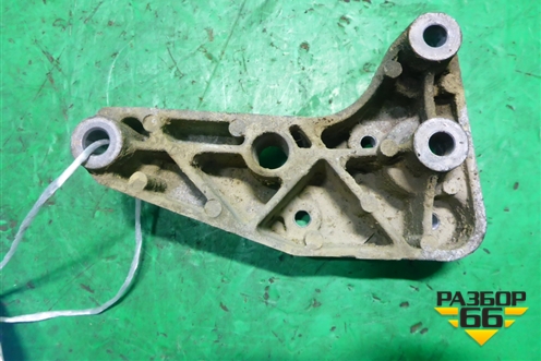 Кронштейн КПП (1.8л Z18XER МКПП) (90575142) для Opel Astra H с 2004-2015г