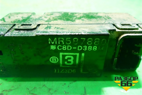 Кнопка стеклоподъёмника (задняя левая) (MR587880) для Mitsubishi Lancer-9  с 2003-2008г (Лансер)