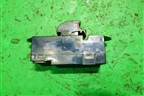 Кнопка стеклоподъёмника (правая) (MR587879) для Mitsubishi Lancer-9  с 2003-2008г (Лансер)