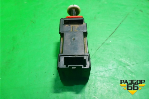 Датчик включения стопсигнала (55701395) для Lifan Breez с 2007г (Бриз)