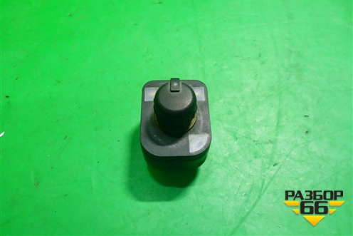 Переключатель регулировки зеркал (LAX3782070A2) для Lifan Breez с 2007г (Бриз)