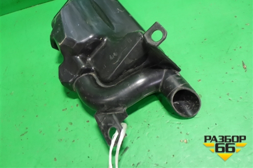 Резонатор воздушного фильтра (PE0113195) для Mazda CX 5 с 2012-2016г