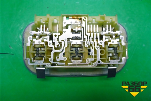 Плафон салонный центральный (9680713880) для Citroen C5 с 2008г
