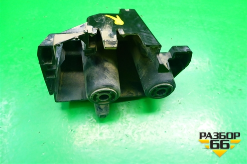 Кронштейн заднего бампера правый (9681048380) для Citroen C5 с 2008г
