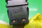 Выключатель пассажирской AIR BAG (96392531XT) для Peugeot 307 с 2001-2007г